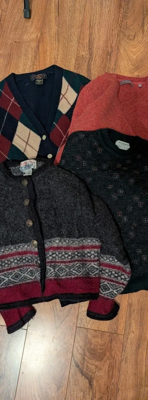 Lot Of Four ProjectVintage Wool Button Cardigan with Red Fair Isle Accents - Picture 1 of 5